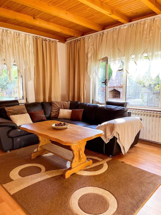 Adella Apartman Szarajevó Kültér fotó